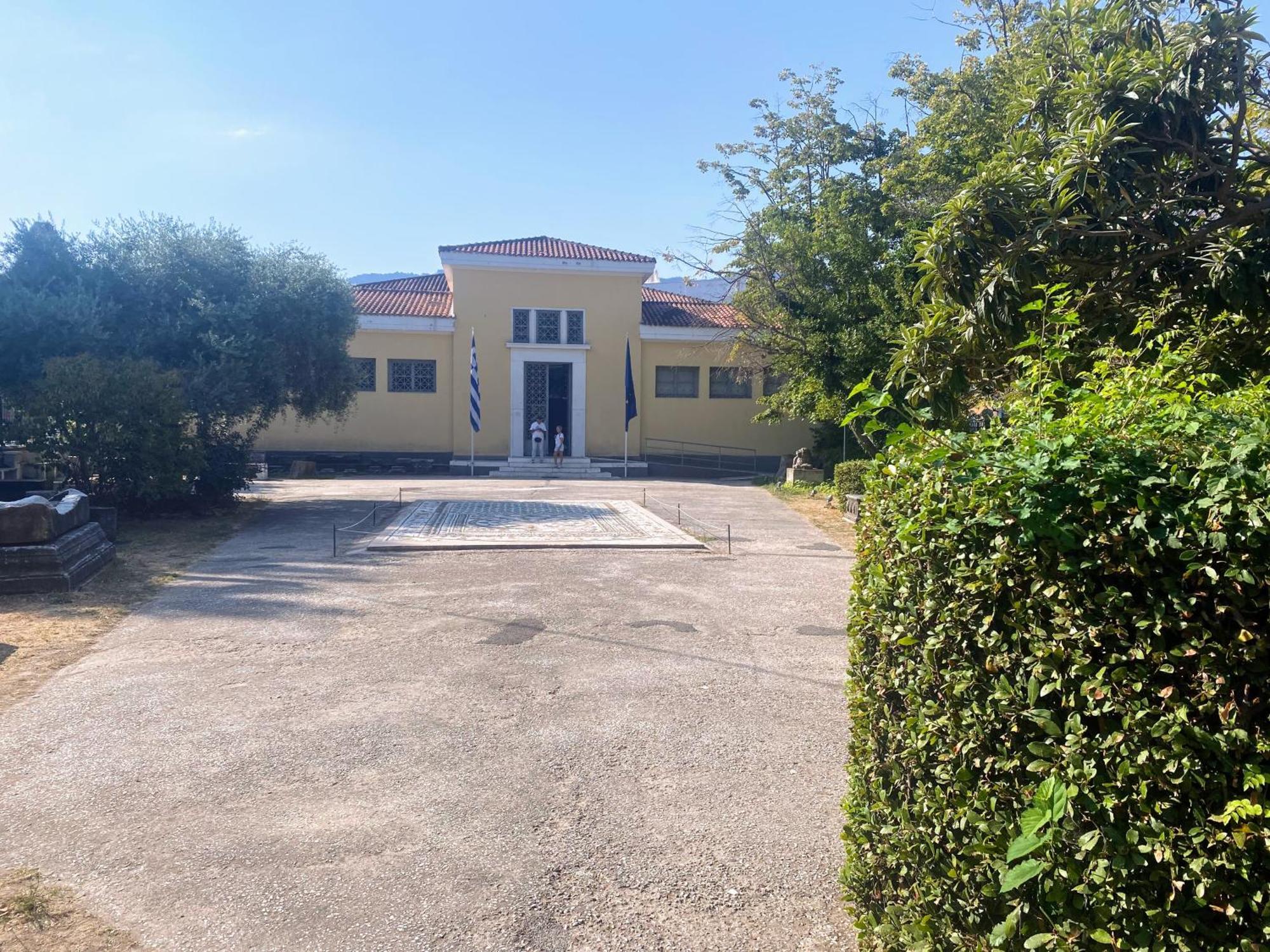 לימנאס Captain'S Beach Apartments מראה חיצוני תמונה